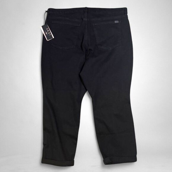 7 FOR ALL MANKIND Jen7 Women's Destructed Boyfriend Black Jeans NWT Size 20W - Picture 8 of 8